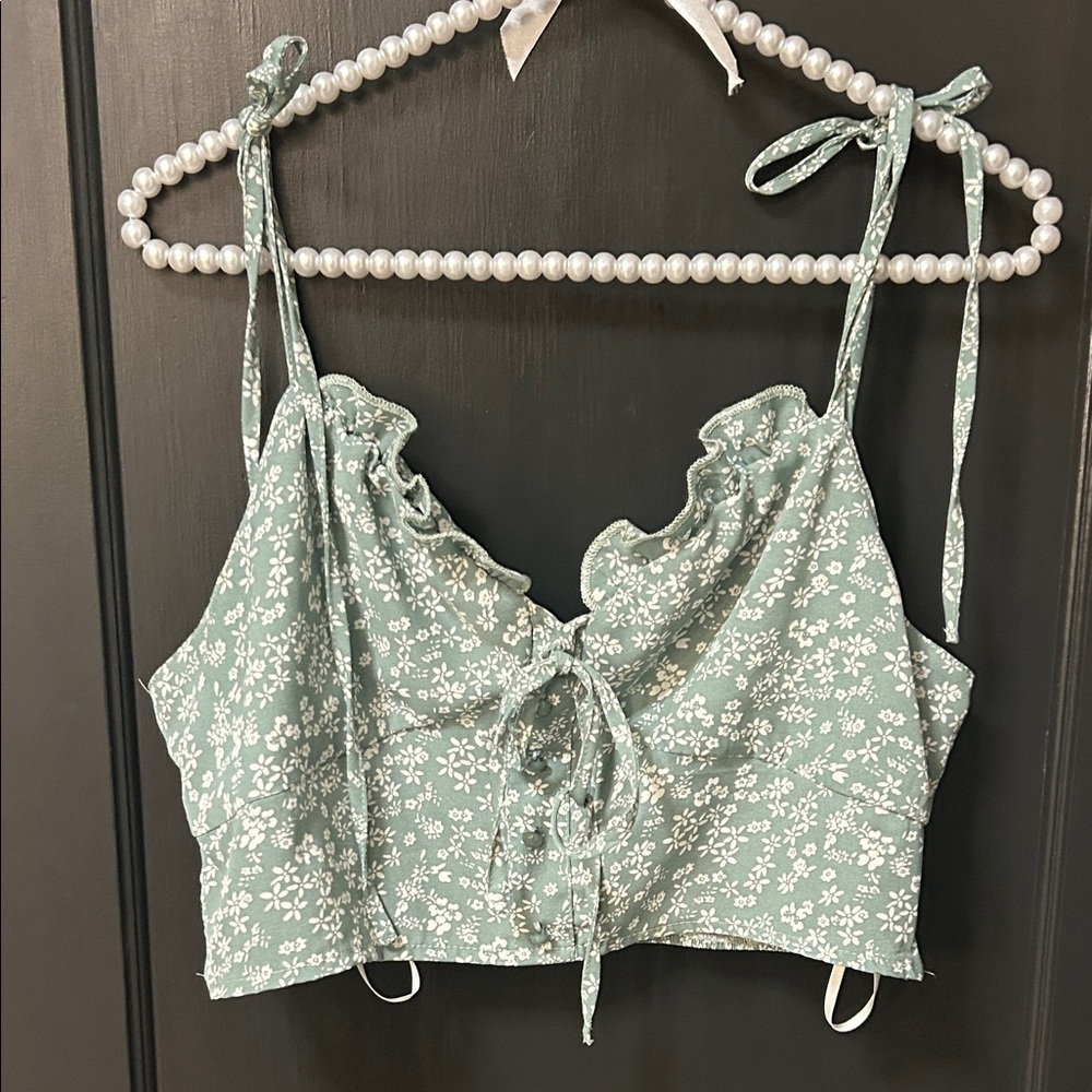 SHEIN Mint Floral Crop Top
